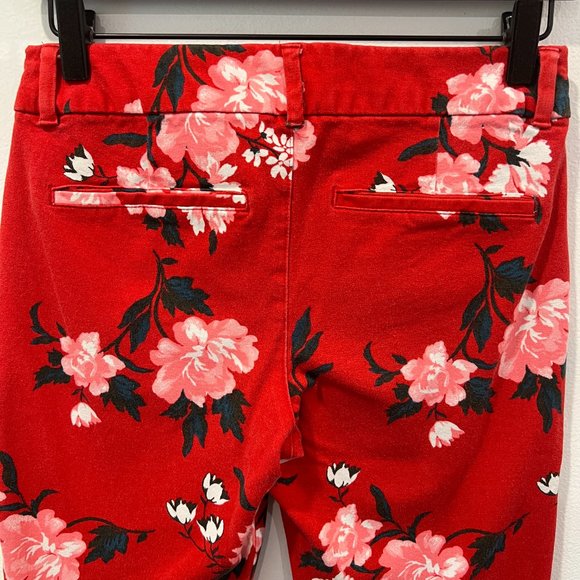Old Navy Mid-Rise Pixie Pants Red Floral Size 2 - Picture 3 of 5
